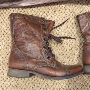 Steve Madden leather tie up boots